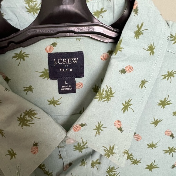 Men’s JCrew Tropical Button Down Short Sleeve Shirt SIZE LARGE - Picture 2 of 3